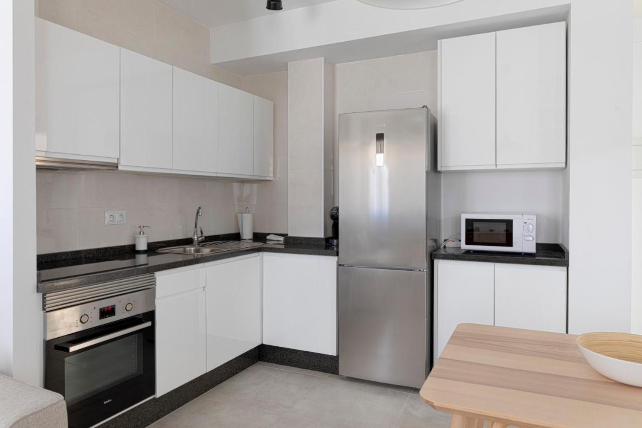Homeabout Juan De Austria Apartments Малага Экстерьер фото